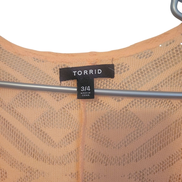 EUC Torrid Peach Geo Mesh Hilo Kimono, Size 3/4 - Picture 6 of 6